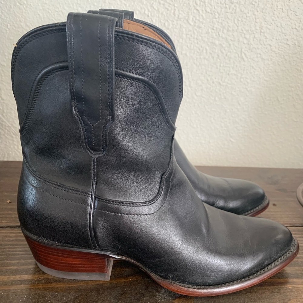 Black Tecovas Penny Booties